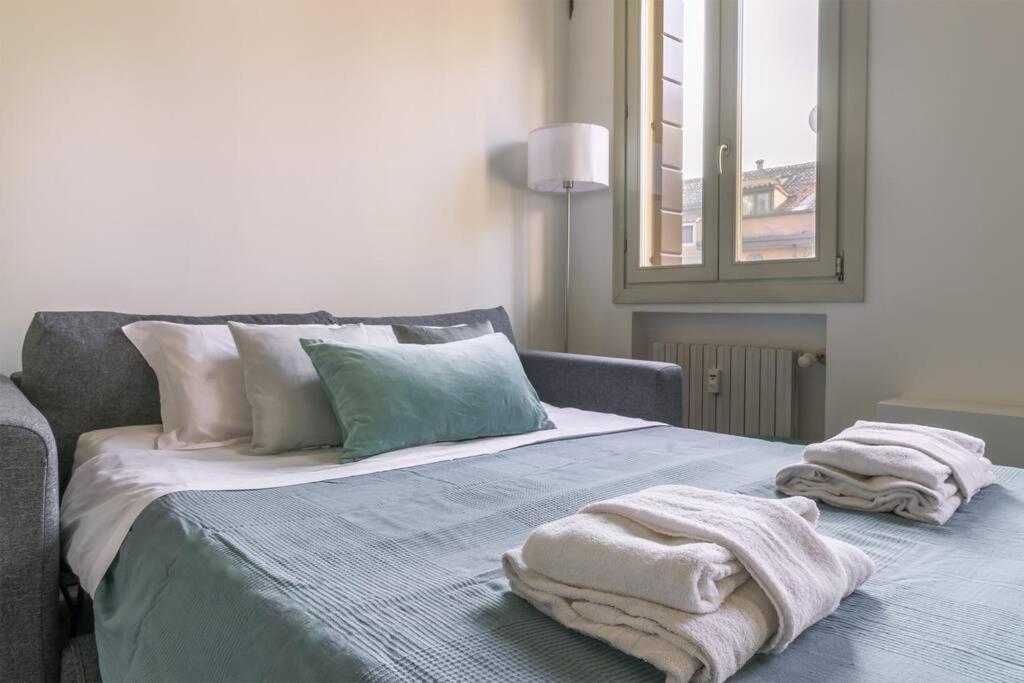 Enjoy Home - Studio Vicino Al Teatro Verdi ปาโดวา ภายนอก รูปภาพ
