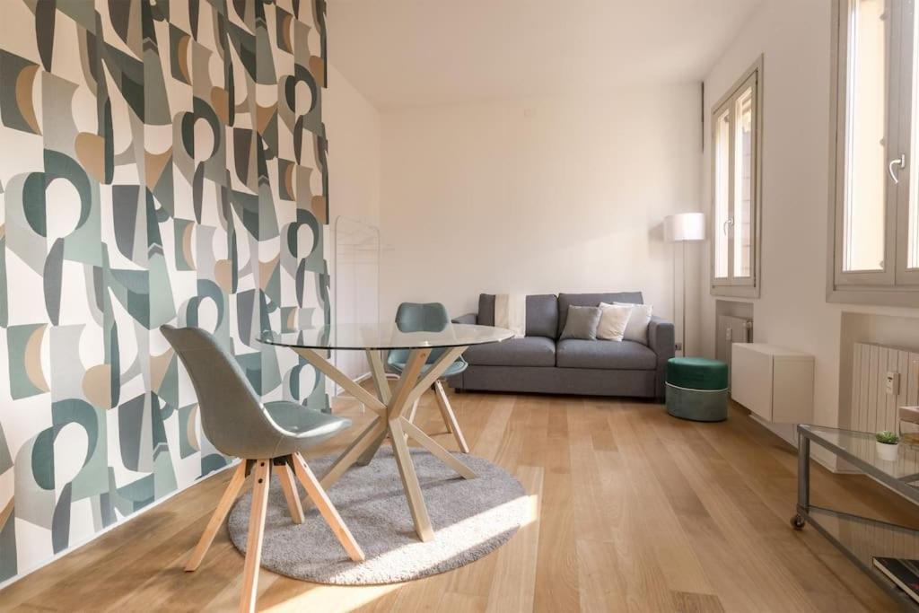 Enjoy Home - Studio Vicino Al Teatro Verdi ปาโดวา ภายนอก รูปภาพ